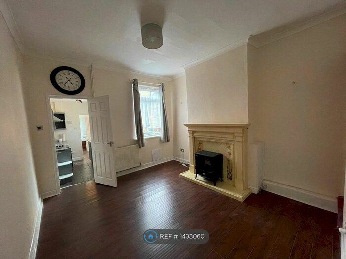 2 Bedroom Terraced House To Rent In Nelson Street, Stoke-On-Trent, ST4