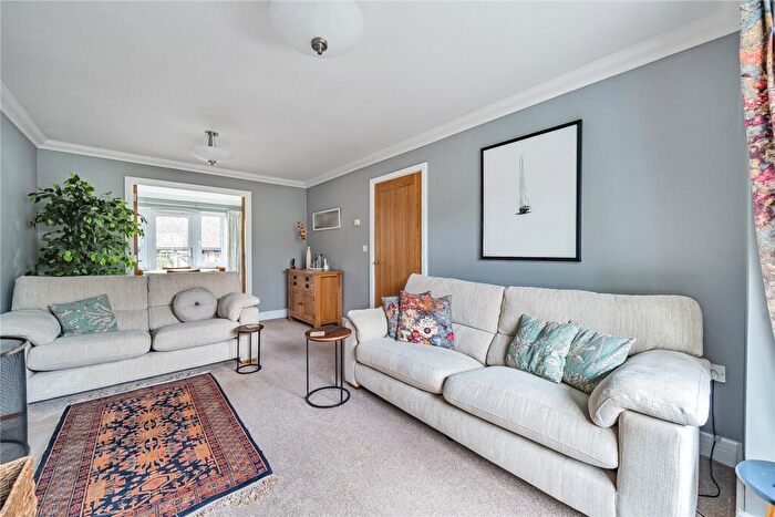 3 Bedroom Detached House For Sale In Chapel Close, Watersfield, Pulborough, West Sussex, RH20