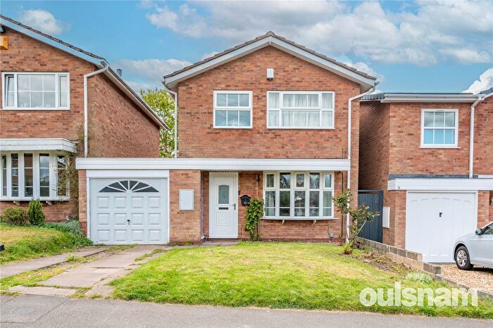 3 Bedroom Link Detached House For Sale In Teazel Avenue, Bournville, Birmingham, West Midlands, B30