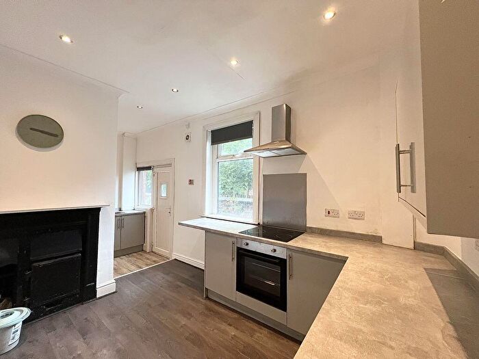 3 Bedroom Terraced House To Rent In Ashbourne Road, Salford, M30