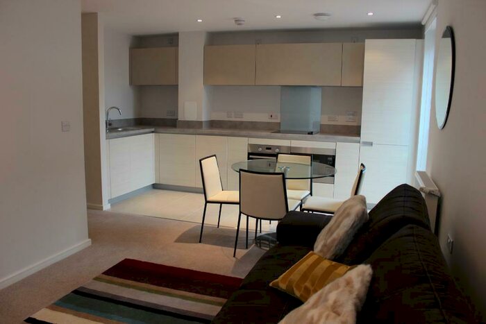 2 Bedroom Flat To Rent In Robertson Road, Canning Town, London, E16