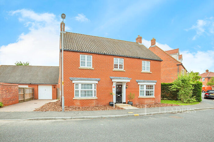 4 Bedroom Detached House To Rent In Peregrine Mews, Round House Park, NR4