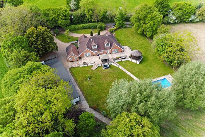 5 Bedroom Detached House For Sale In Stockings Lane, Little Berkhamsted, Hertfordshire, SG13