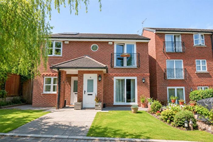 2 Bedroom Apartment For Sale In Greasby Road, Greasby, Wirral, CH49