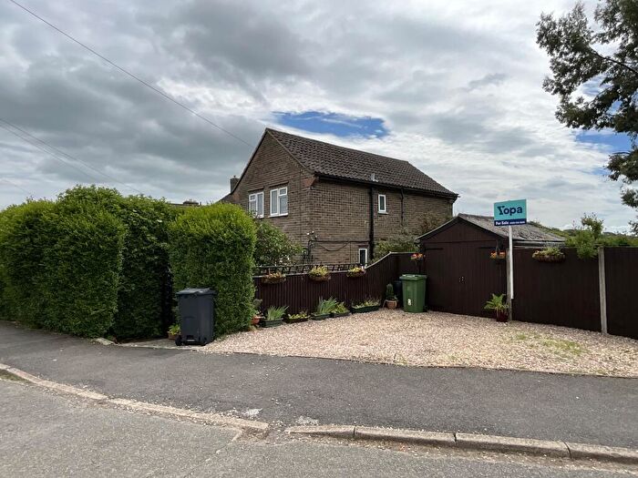 3 Bedroom Semi Detached House For Sale In Jeffries Lane, Crich, Matlock, DE4
