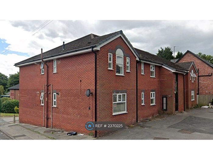 1 Bedroom Flat To Rent In Litchfield Court, Middleton, Manchester, M24