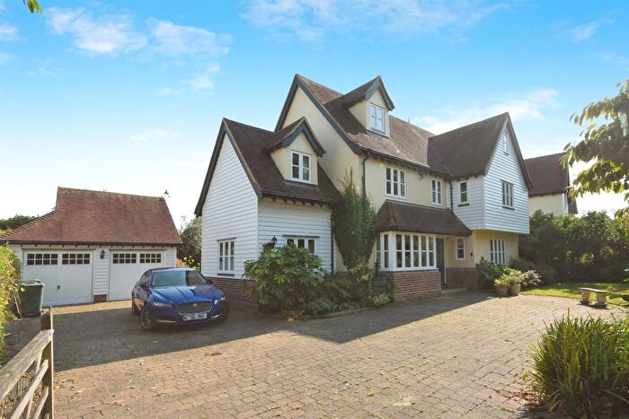 5 Bedroom Detached House For Sale In Kings Lane, Stisted, Braintree, CM77