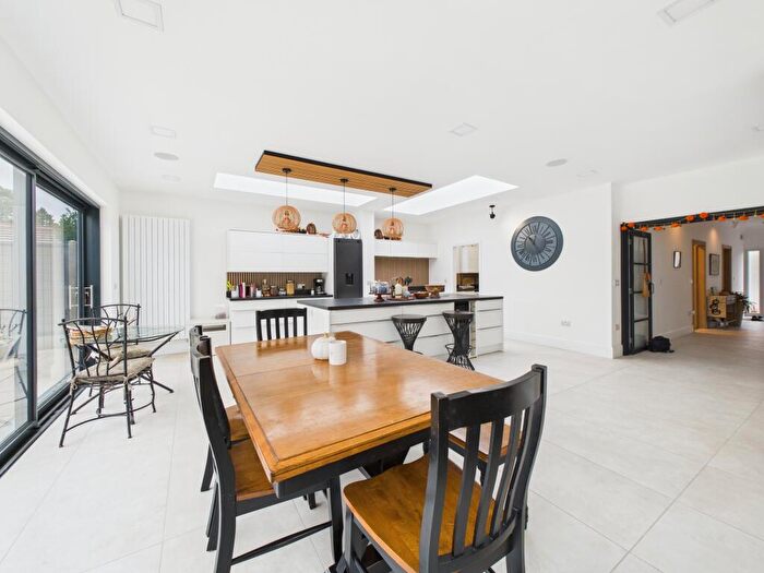 3 Bedroom Detached Bungalow For Sale In Stenson Road, Sunnyhill, DE23