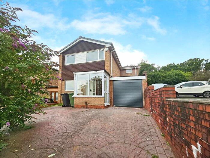 3 Bedroom Semi-Detached House To Rent In Salford Close, Redditch, Worcestershire, B98