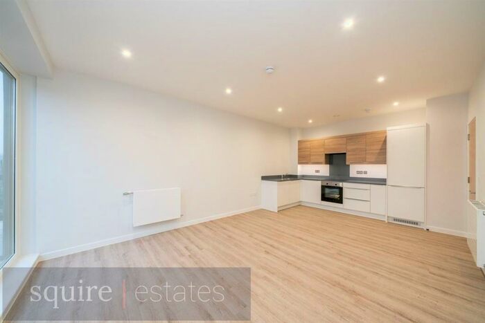 2 Bedroom Apartment To Rent In Bryanston Court, Hemel Hempstead, HP2