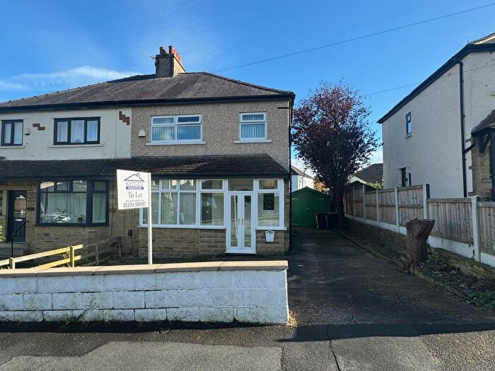 3 Bedroom Semi-Detached House To Rent In Parkwood Road, Shipley, BD18