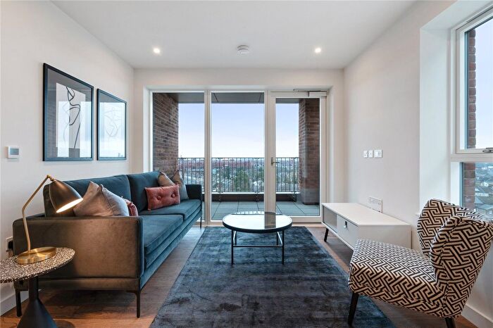 2 Bedroom Flat For Sale In Mary Neuner Road, London, Alexandra Gate, N8