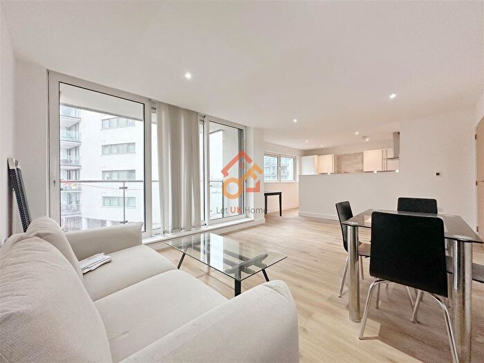 2 Bedroom Flat To Rent In Ebb Court, Albert Basin Way, London, E16