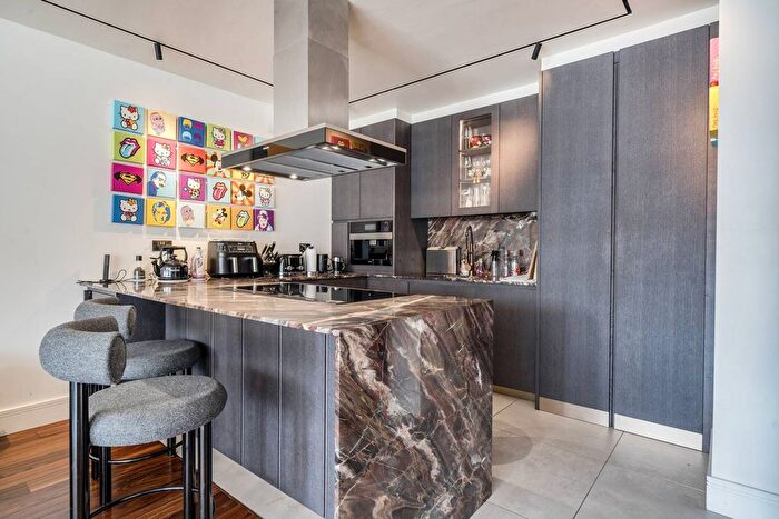 1 Bedroom Flat To Rent In Grosvenor Road, Pimlico, London, SW1V