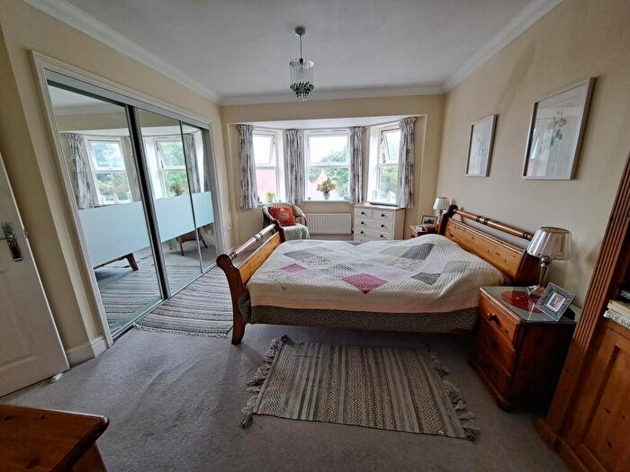 2 Bedroom Apartment For Sale In St. Annes Road, Upperton, Eastbourne, East Sussex, BN21