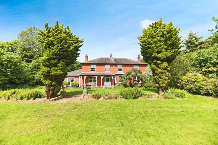 4 Bedroom Detached House For Sale In Hull Road, Aldbrough, Hull, East Riding Of Yorkshire, HU11