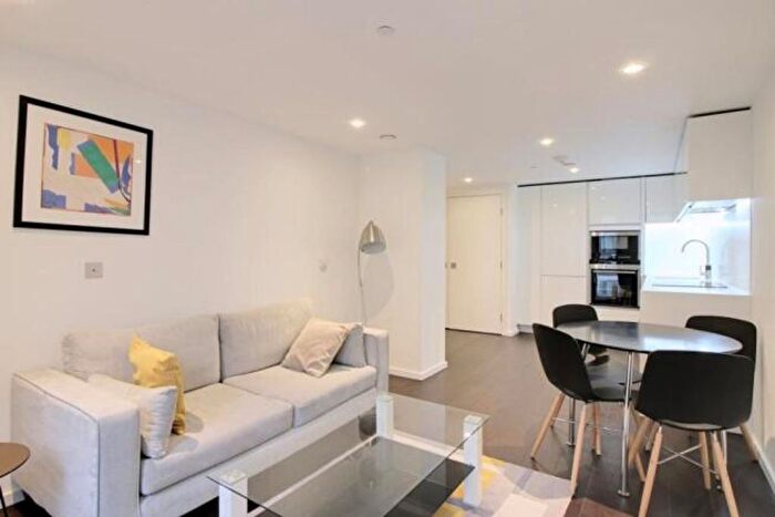 1 Bedroom Flat To Rent In City Road, London, EC1V