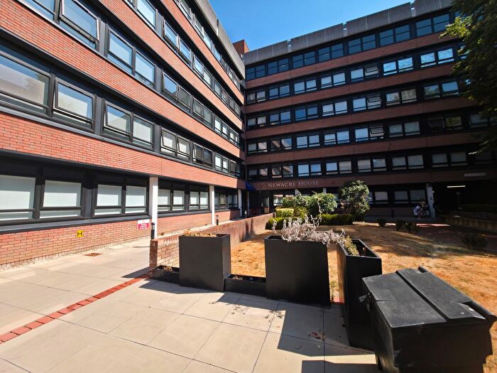 Studio For Sale In Flat Newacre House, Wood Street, East Grinstead, West Sussex, RH19