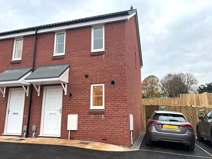 2 Bedroom End Of Terrace House To Rent In Plover Road, Swan Park, Dawlish, Devon, EX7