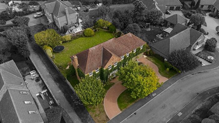 6 Bedroom Detached House For Sale In The Pastures, Long Bennington, Newark, Nottinghamshire, NG23
