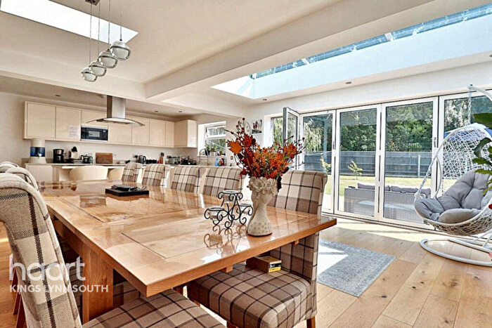 4 Bedroom Detached Bungalow For Sale In School Road, Tilney High End, PE34