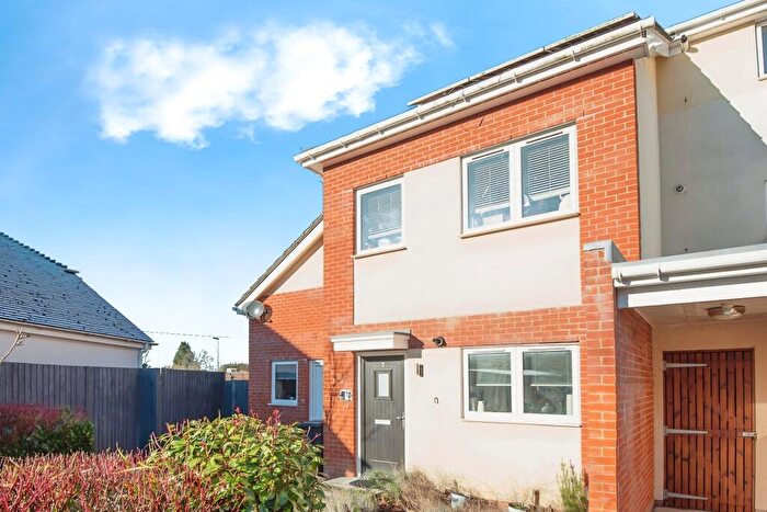 3 Bedroom Semi-Detached House For Sale In Nine Elms Mews, SO50