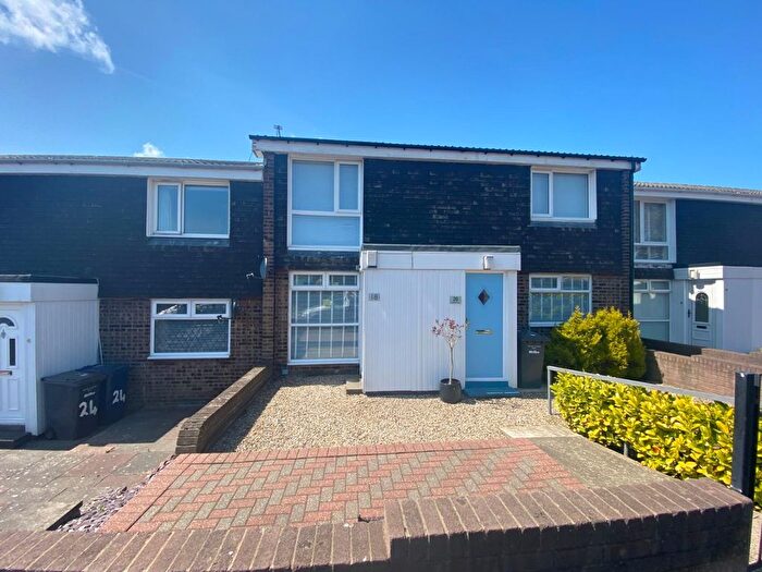 2 Bedroom Flat To Rent In Cauldwell Place, South Shields, Tyne And Wear, NE34