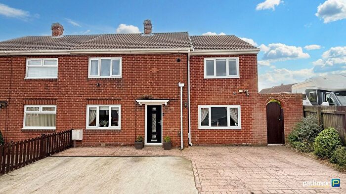 3 Bedroom Semi-Detached House For Sale In Woodlea, Newbiggin-By-The-Sea, NE64