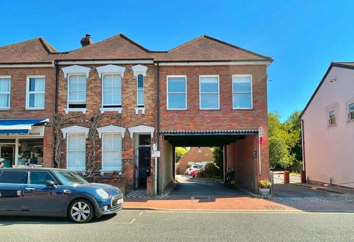 1 Bedroom Maisonette To Rent In High Street, Little Hampden, Great Missenden, HP16