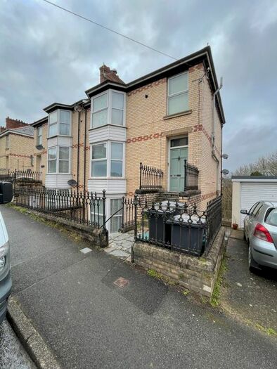 1 Bedroom Flat To Rent In Flat, Sticklepath Hill, EX31