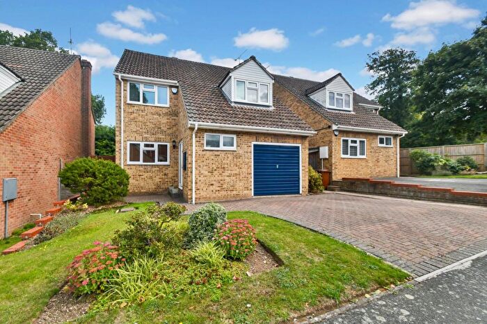 4 Bedroom Detached House For Sale In Parker Close, Parkwood, Gillingham, ME8