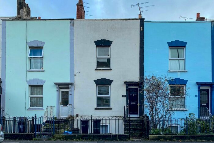 3 Bedroom Terraced House To Rent In Stapleton Road, Easton, Bristol, BS5