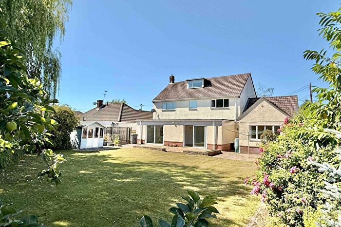 4 Bedroom Detached House For Sale In Hiltom Road, Ringwood, BH24