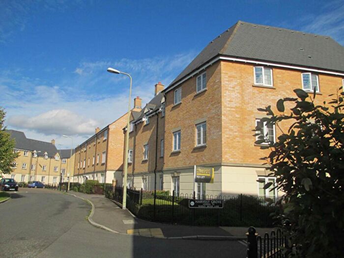 2 Bedroom Flat To Rent In Harvest Grove, OX28