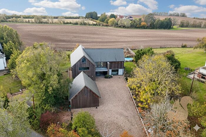 4 Bedroom Detached House For Sale In Church Road, Peldon, CO5