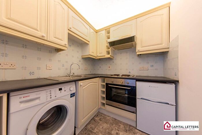 1 Bedroom Flat To Rent In Bon Accord Street, Aberdeen, AB11