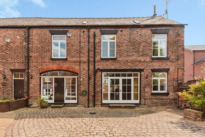 2 Bedroom Barn Conversion For Sale In Cumberland Street, Macclesfield, Cheshire, SK10