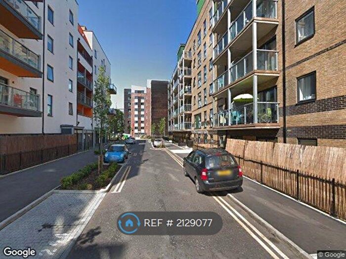 2 Bedroom Flat To Rent In Priory Court, Romford, RM7