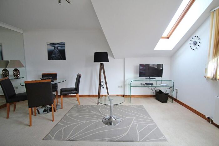 1 Bedroom Flat To Rent In Monck Street, Westminster, London, SW1P
