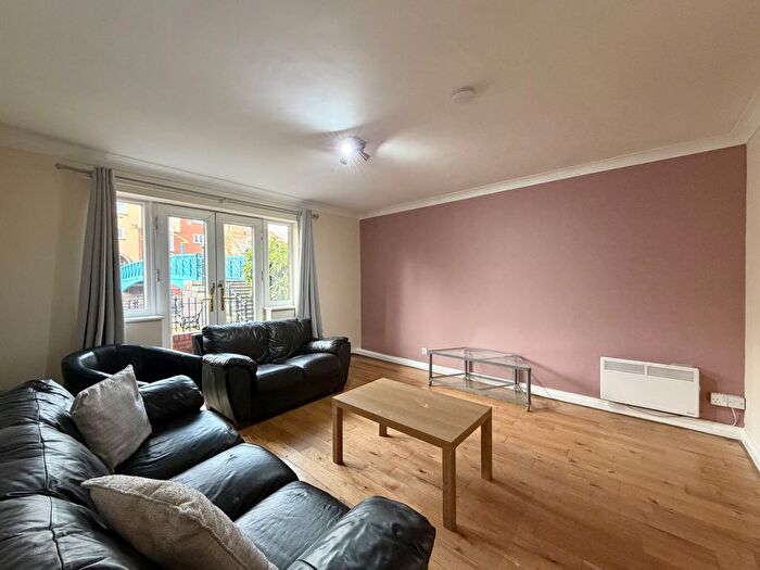 2 Bedroom Flat To Rent In St Lawrence Quay, Salford Quays, M50