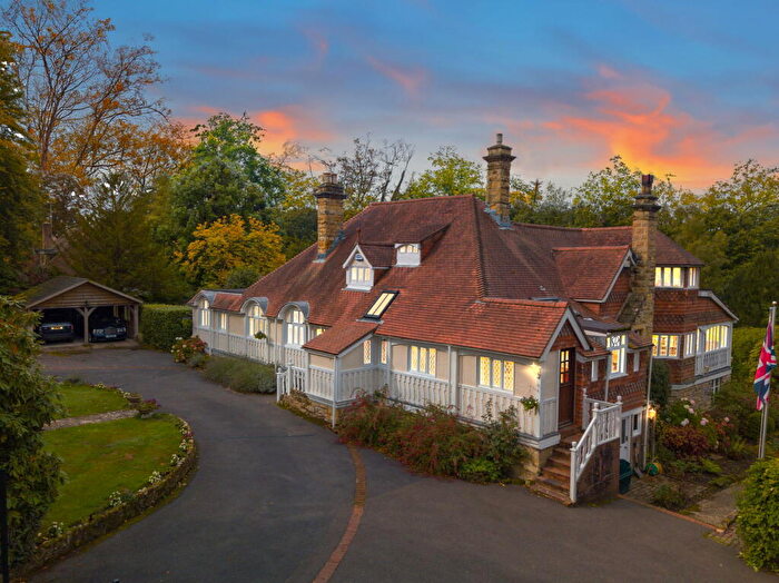 4 Bedroom Detached House For Sale In Swissland Hill, Dormans Park, East Grinstead, RH19