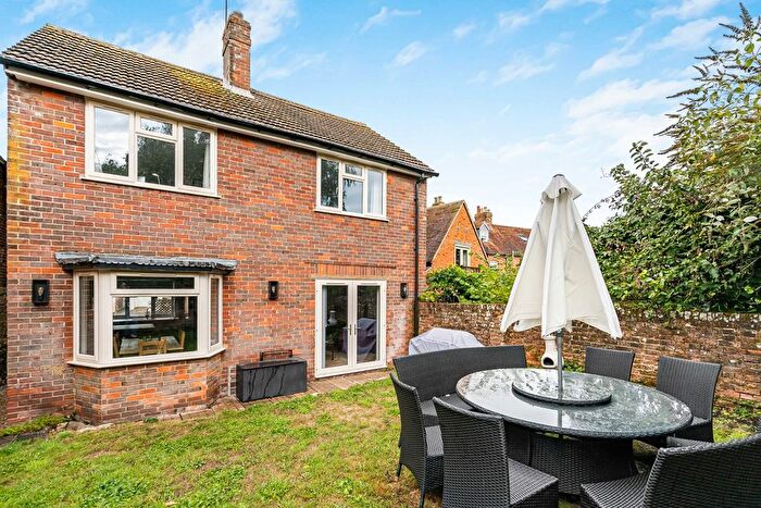 3 Bedroom Semi-Detached House For Sale In Temple Street, Brill, Aylesbury, Buckinghamshire, HP18