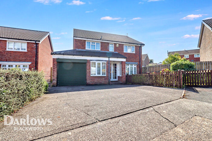 4 Bedroom Detached House For Sale In Pembroke Close, Blackwood, NP12