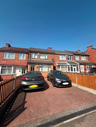3 Bedroom Terraced House For Sale In Fieldhouse Road, Leicester, LE4