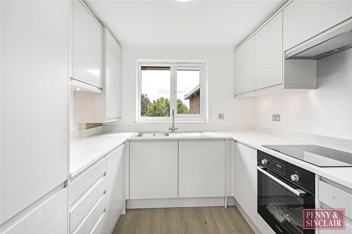 3 Bedroom Flat To Rent In Hernes Road, North Oxford, OX2