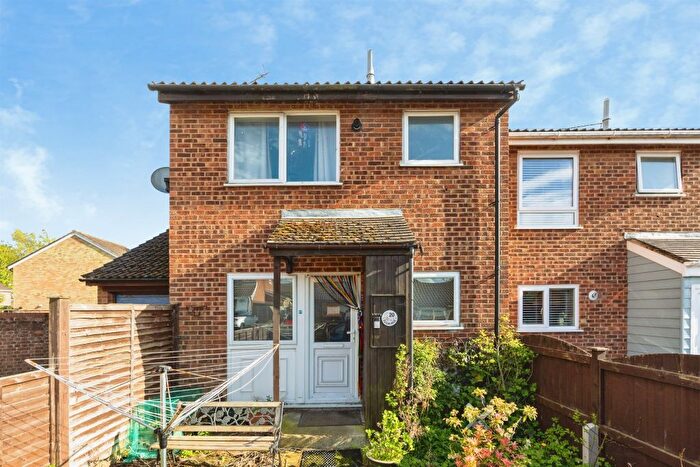 1 Bedroom Terraced House For Sale In Eggringe, Ashford, TN23