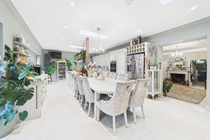 3 Bedroom Semi-Detached Bungalow For Sale In Thetford Road, Fakenham Magna, IP24