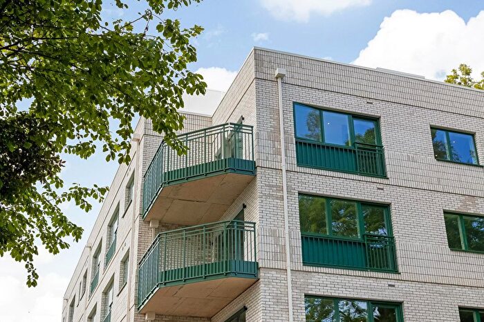 3 Bedroom Flat For Sale In Taymount Mansion, Forest Hill, London, SE23