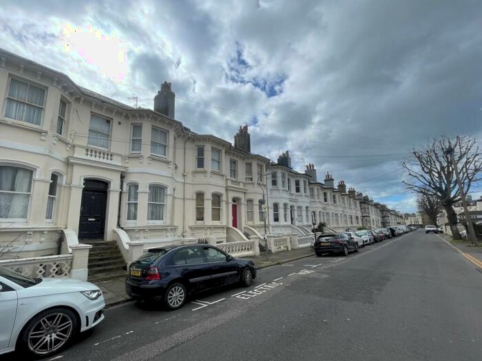 Studio To Rent In Seafield Road, Hove, East Sussex, BN3