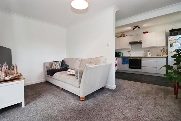 2 Bedroom House For Sale In Gloucester Road North, Bristol, Gloucestershire, BS7